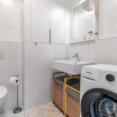 Cozy Near City Centrum And Airport