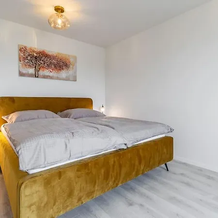 Apartment Cozy Near City Centrum And Airport *