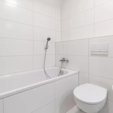 Cozy Near Centrum And Airport Pressburg